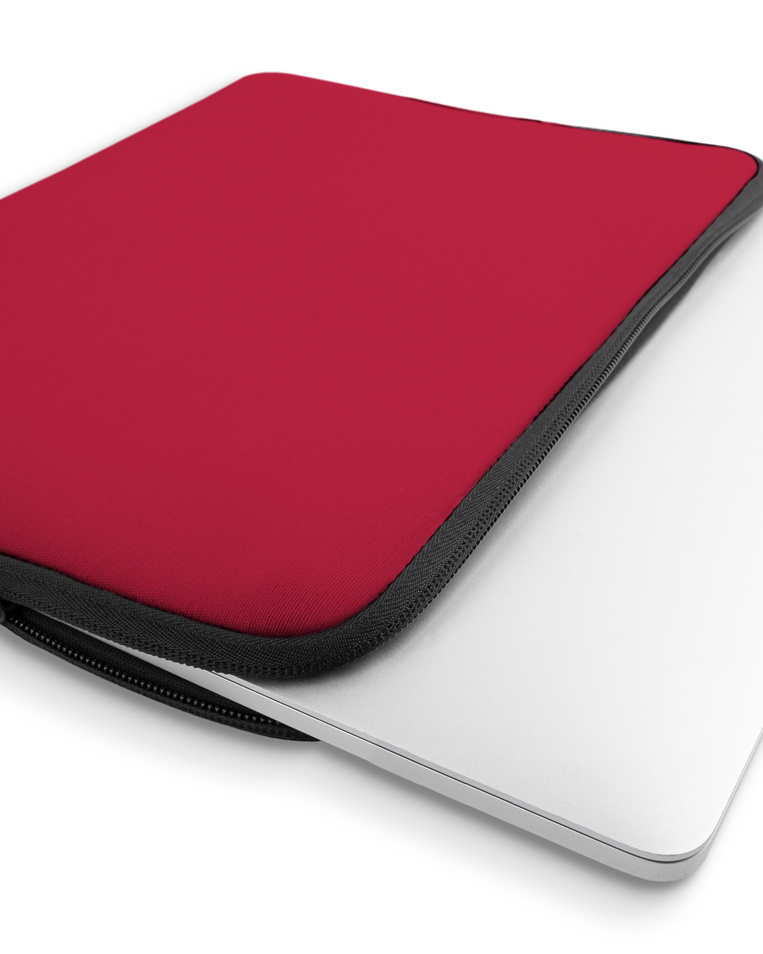 RED Laptophülle 16 Zoll mit Gerät im Inneren
