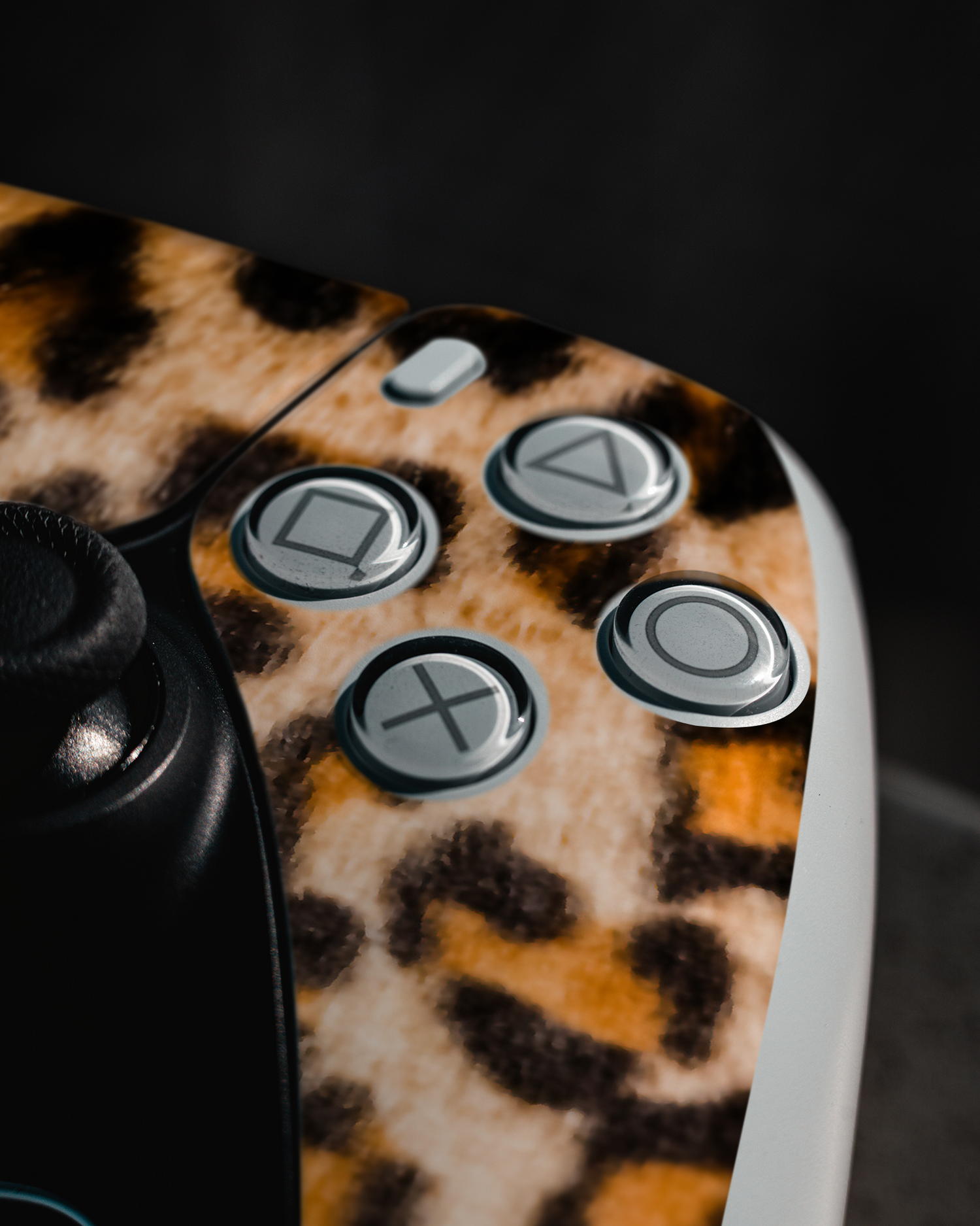 Leopard Pattern Konsolen Aufkleber Sony PlayStation 5 DualSense Wireless Controller: Detailansicht