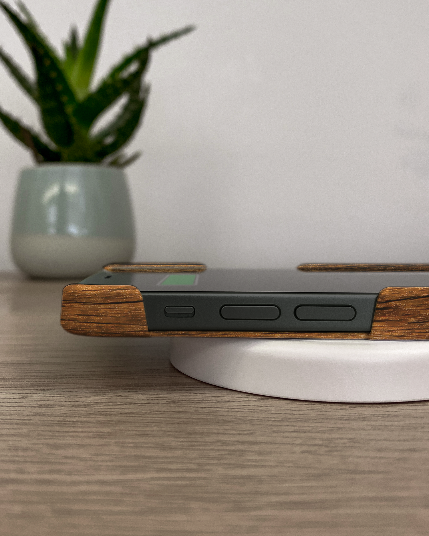 Wood Hardcase Handyhülle Apple iPhone 12 mini: Momentaufnahme
